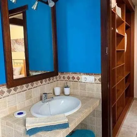 Baltur Town * Famara